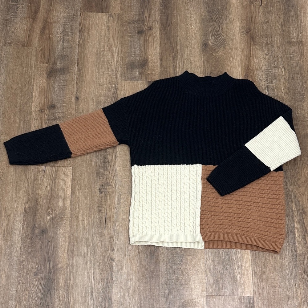MOD Boutique (ANDREE BY UNIT),Black, Brown, and Cream Sweater